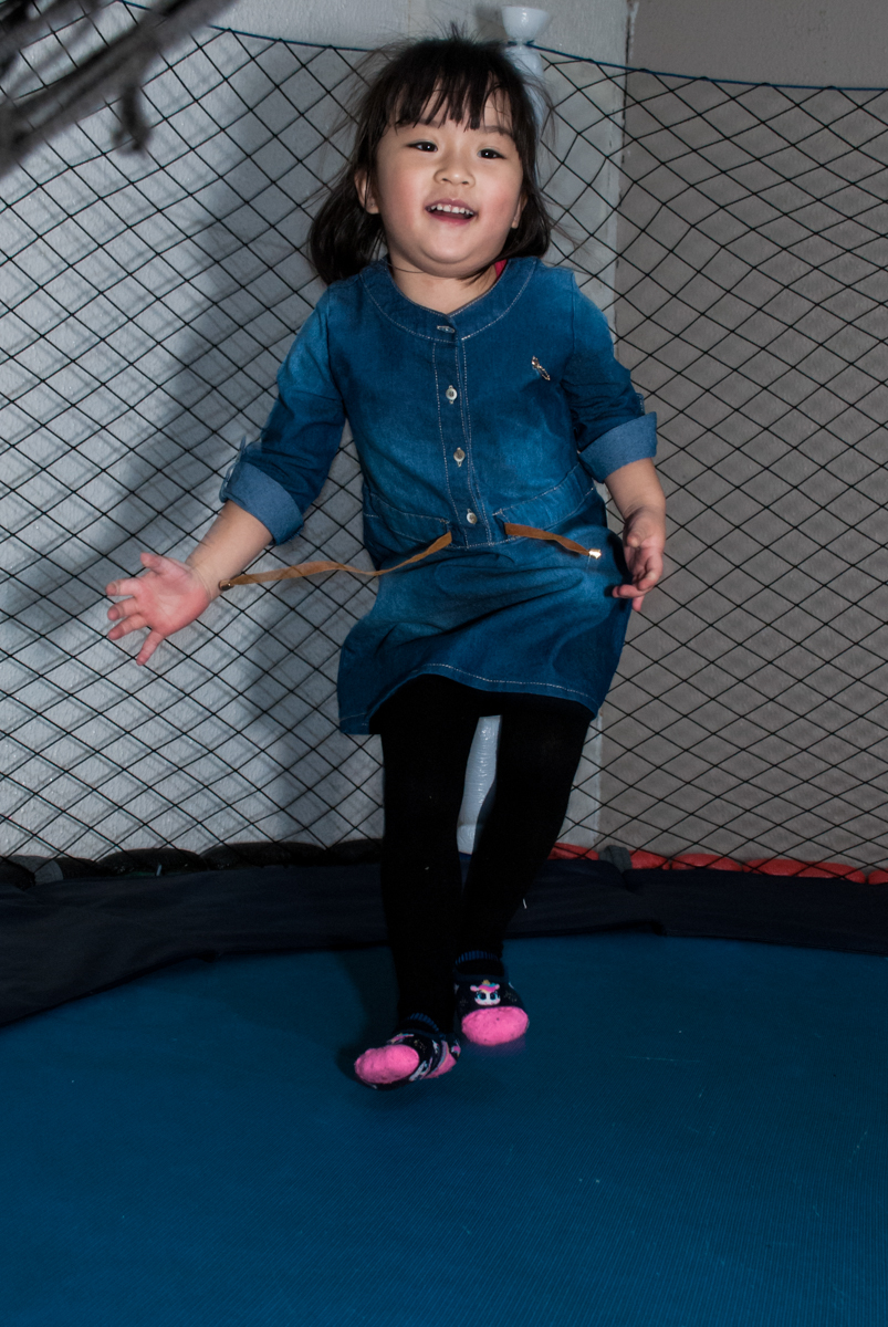 bagunça na cama elástica