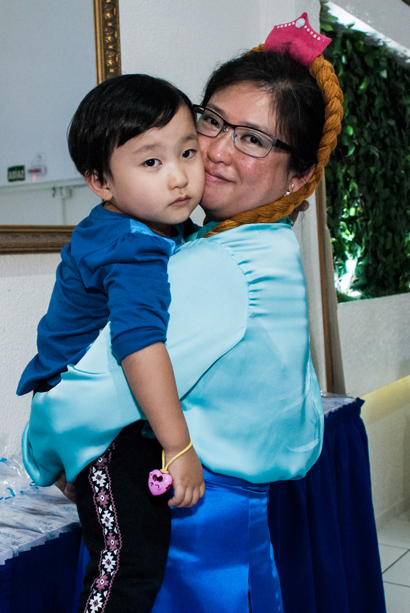 final da festa no colo da mamãe