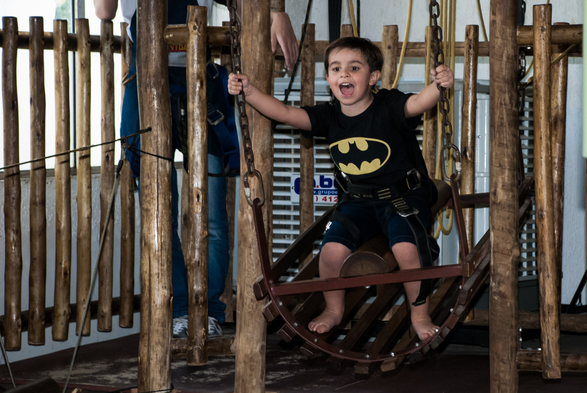 muita alegria na tirolesa