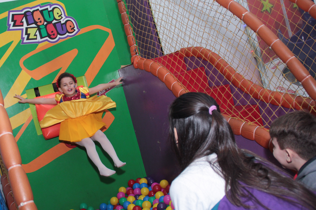 fotografia infantil, filmagem de festa infantil, foto e filmagem infantil, foto e vídeo de festa infantil, fotógrafo de festa infantil, fotógrafo de aniversário infantil, fotógrafo profissional infantil, fotógrafo