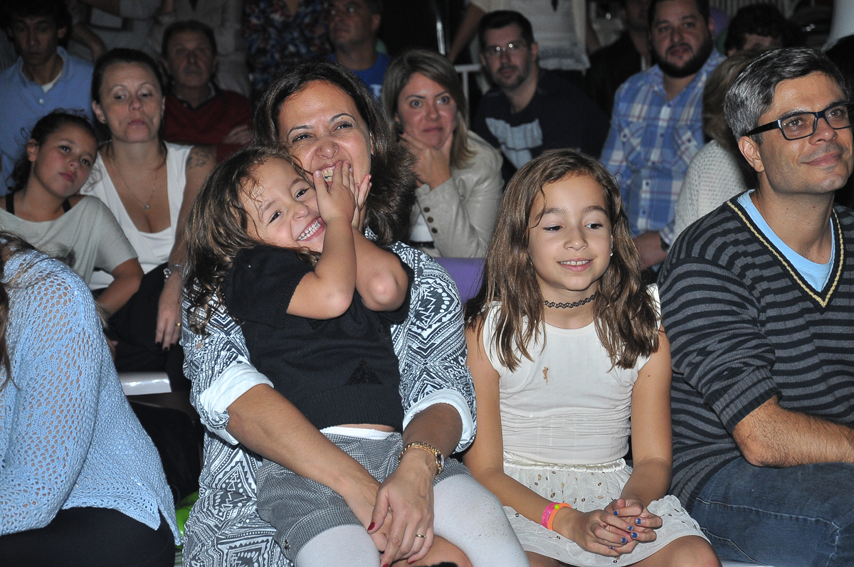 fotografia infantil, filmagem de festa infantil, foto e filmagem infantil, foto e vídeo de festa infantil, fotógrafo de festa infantil, fotógrafo de aniversário infantil, fotógrafo profissional infantil, fotógrafo