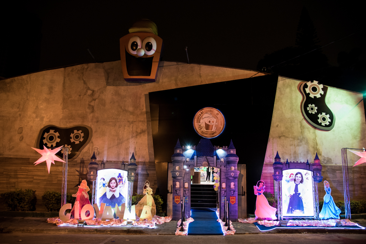 Aniversario de Giovanna 8 anos festa realizada no Buffet Fábrica da Alegria, Osasco, São Paulo