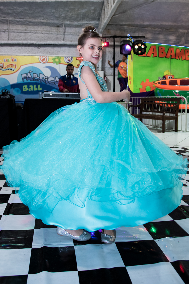 dancando como uma verdadeira princesa