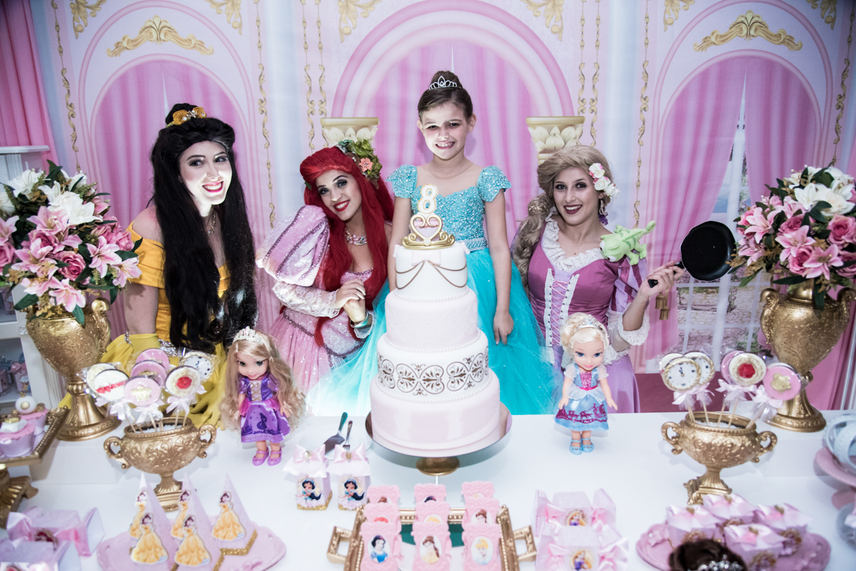 hora do parabéns da Giovanna