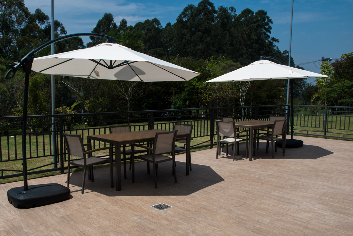 mesa decorada para a feast