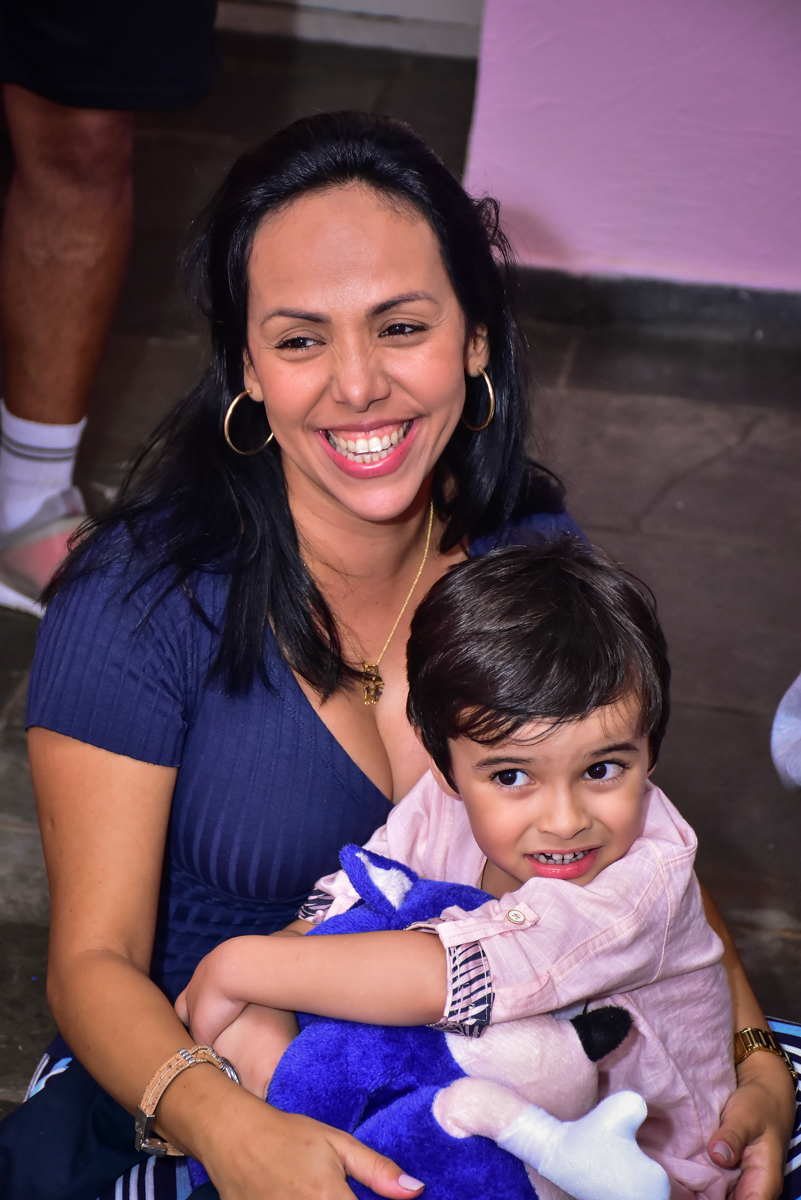 colo da mamãe é muito bom