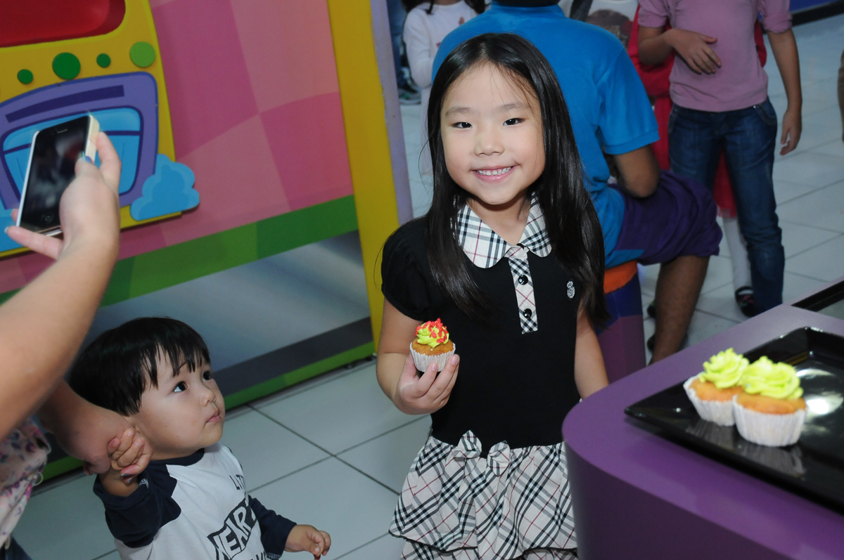 fotografia infantil, filmagem de festa infantil, foto e filmagem infantil, foto e vídeo de festa infantil, fotógrafo de festa infantil, fotógrafo de aniversário infantil, fotógrafo profissional infantil, fotógrafo