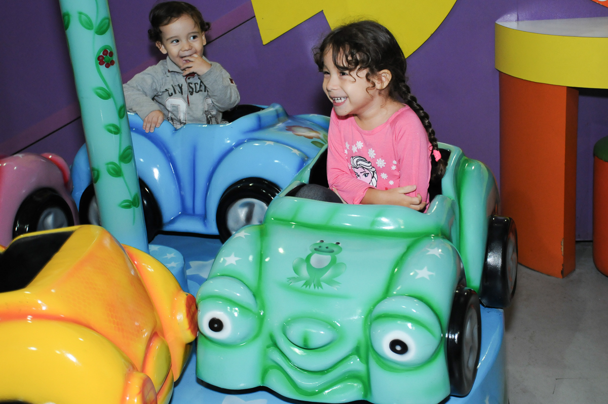 fotografia infantil, filmagem de festa infantil, foto e filmagem infantil, foto e vídeo de festa infantil, fotógrafo de festa infantil, fotógrafo de aniversário infantil, fotógrafo profissional infantil, fotógrafo