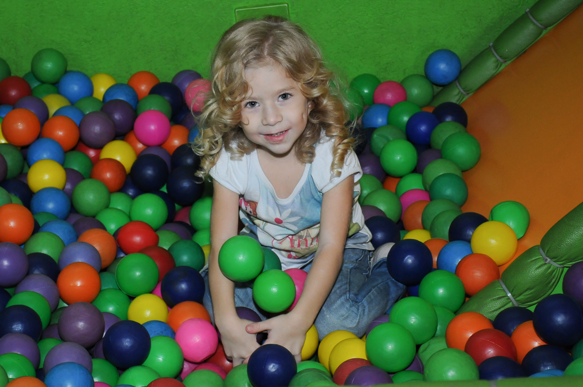 fotografia infantil, filmagem de festa infantil, foto e filmagem infantil, foto e vídeo de festa infantil, fotógrafo de festa infantil, fotógrafo de aniversário infantil, fotógrafo profissional infantil, fotógrafo