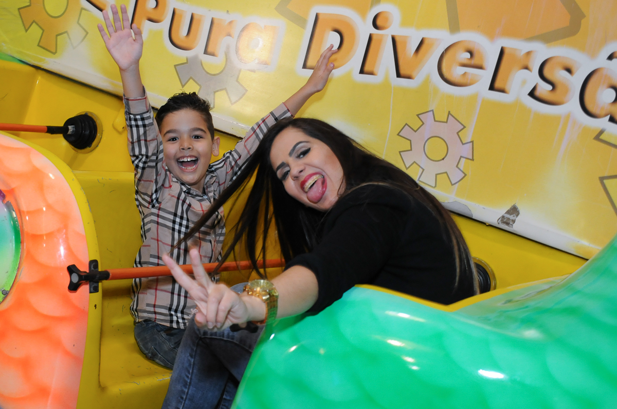 fotografia infantil, filmagem de festa infantil, foto e filmagem infantil, foto e vídeo de festa infantil, fotógrafo de festa infantil, fotógrafo de aniversário infantil, fotógrafo profissional infantil, fotógrafo