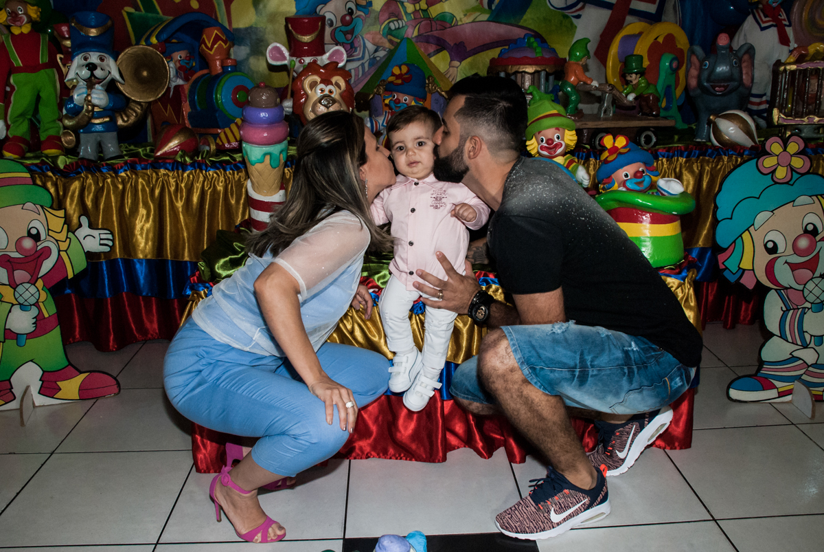 beijo sanduiche no myiguel 1 ano