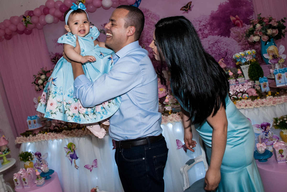 brincando com a carolina na mesa temática