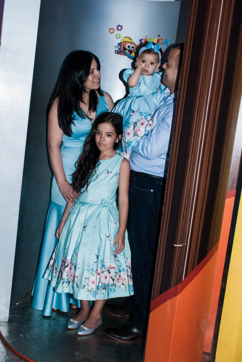 saindo da máquina do parabéns