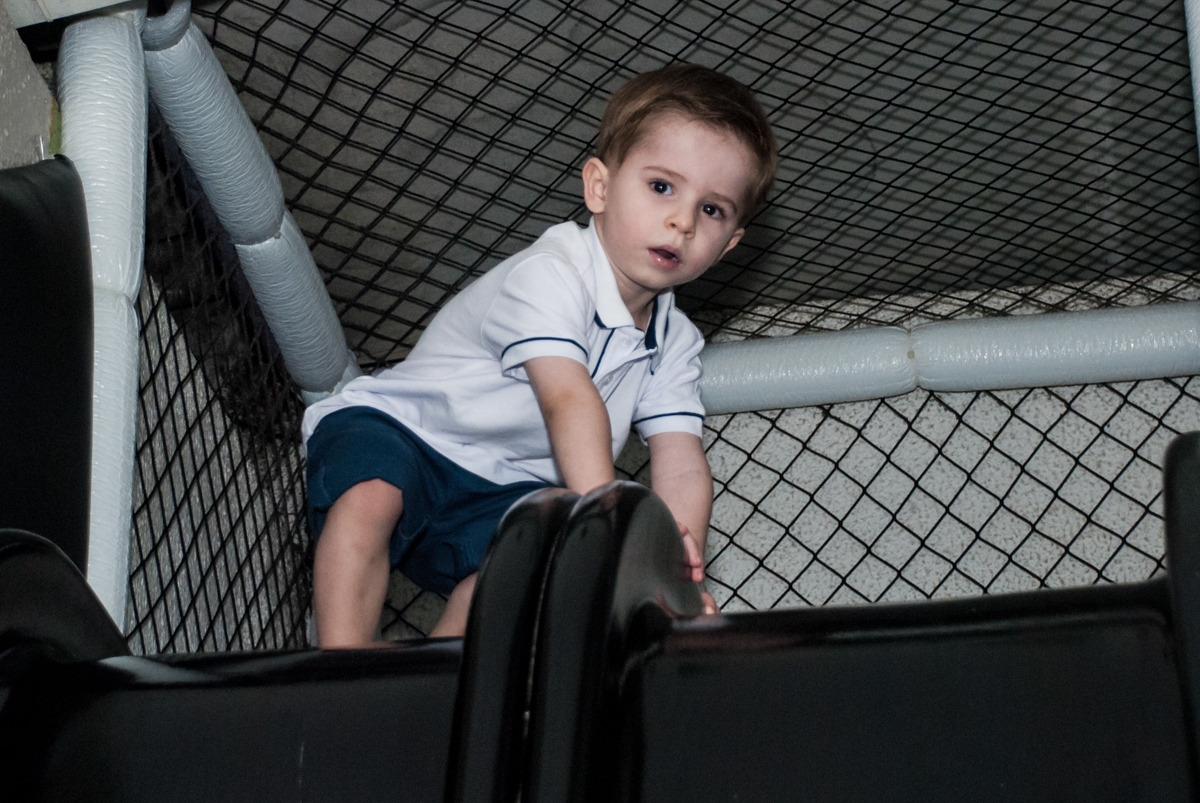 aventura divertida no brinquedão