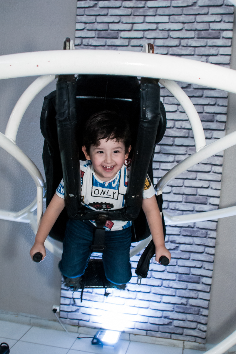 cadeira maluca e divertida