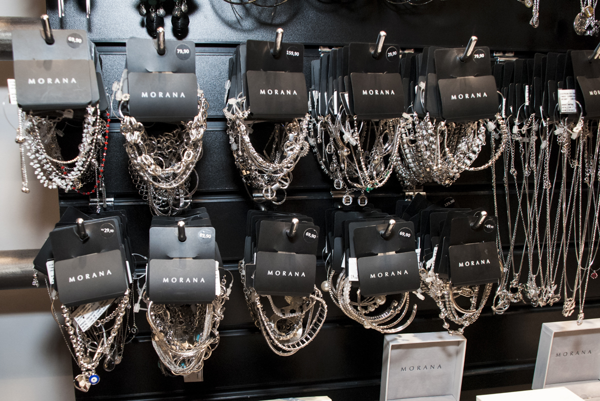 Pratas da loja morana