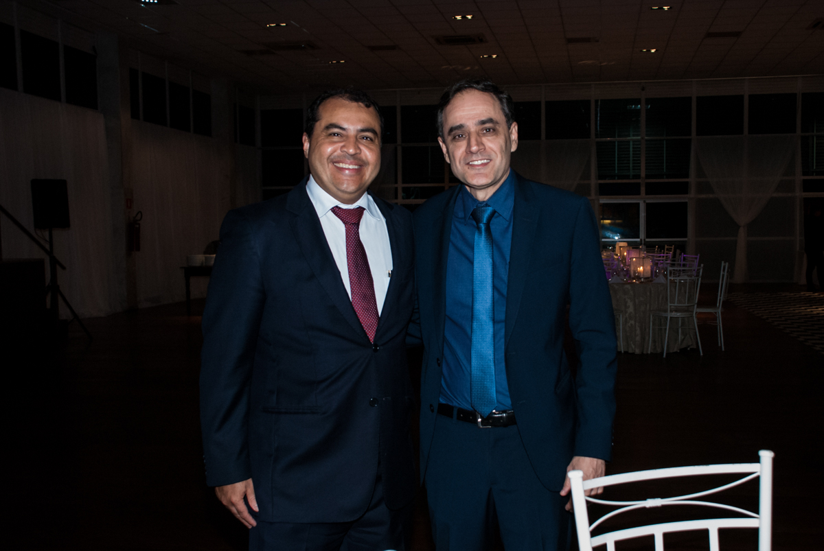 cada família que chegava era recepcionado pelo presidente