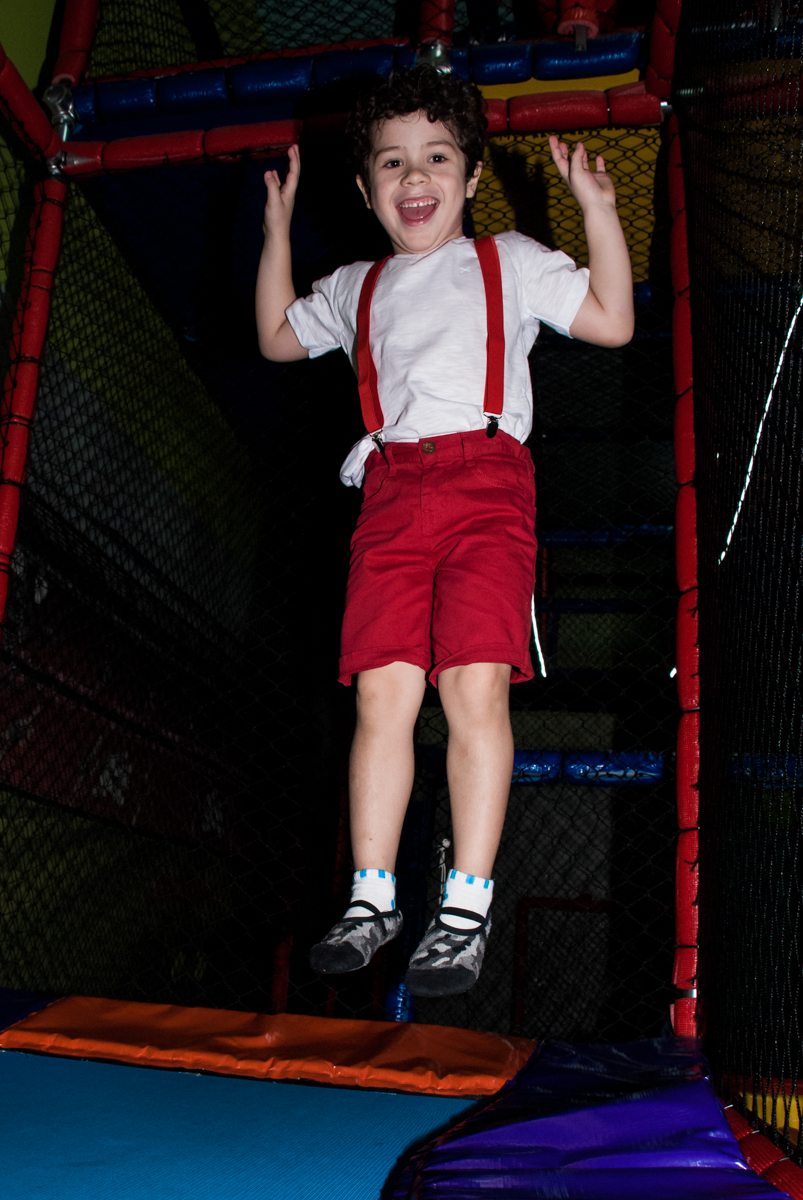 cama elastica divertida