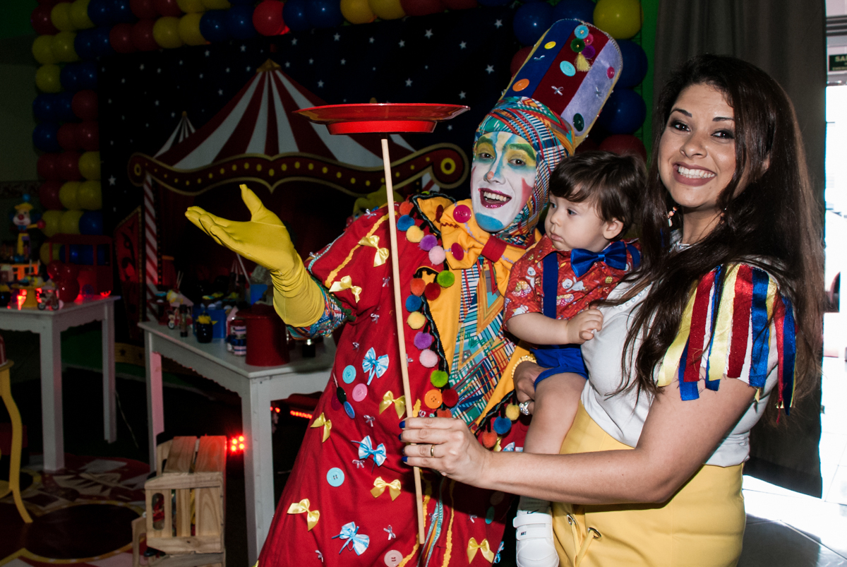 A chegada do palhaço é pura alegria