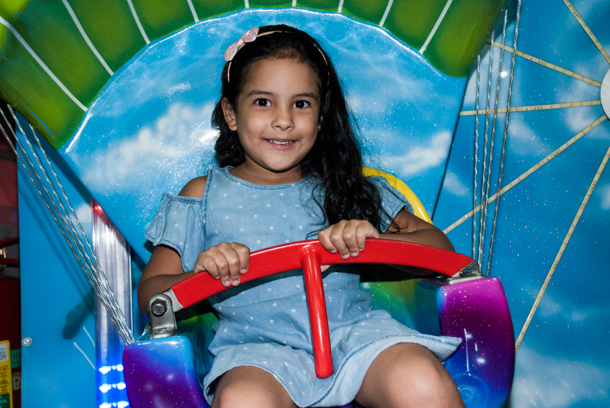 diversão no carrossel