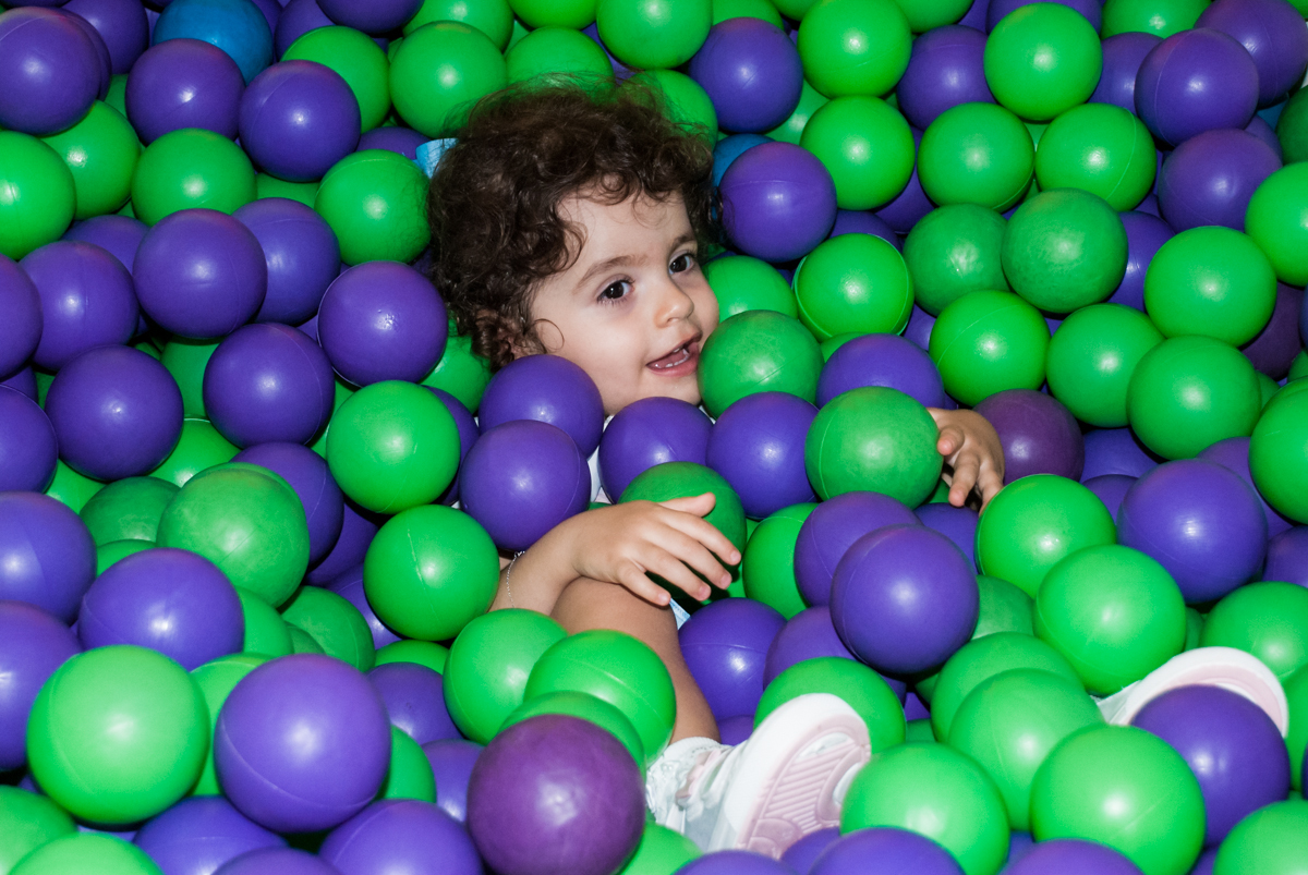 diversão garantida na piscina de bolinhas