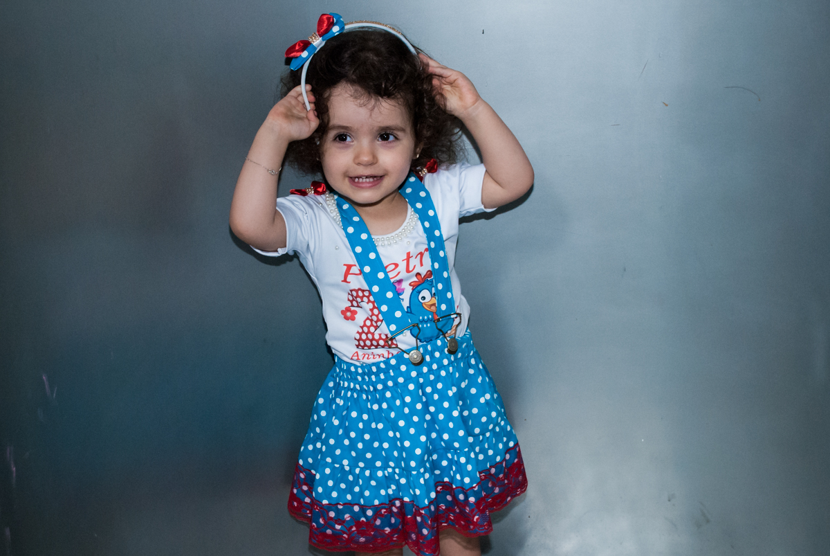 vai começar o parabéns da Pietra