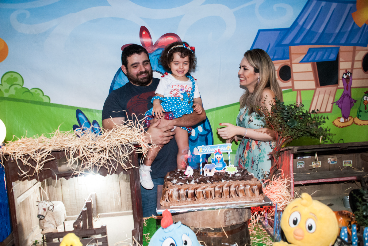 todos reunidos para cantar parabéns