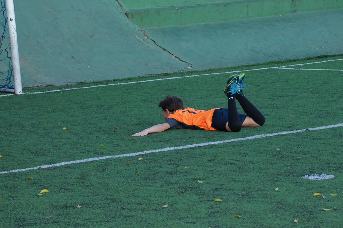 Fotografia de queda de jogador no High Soccer