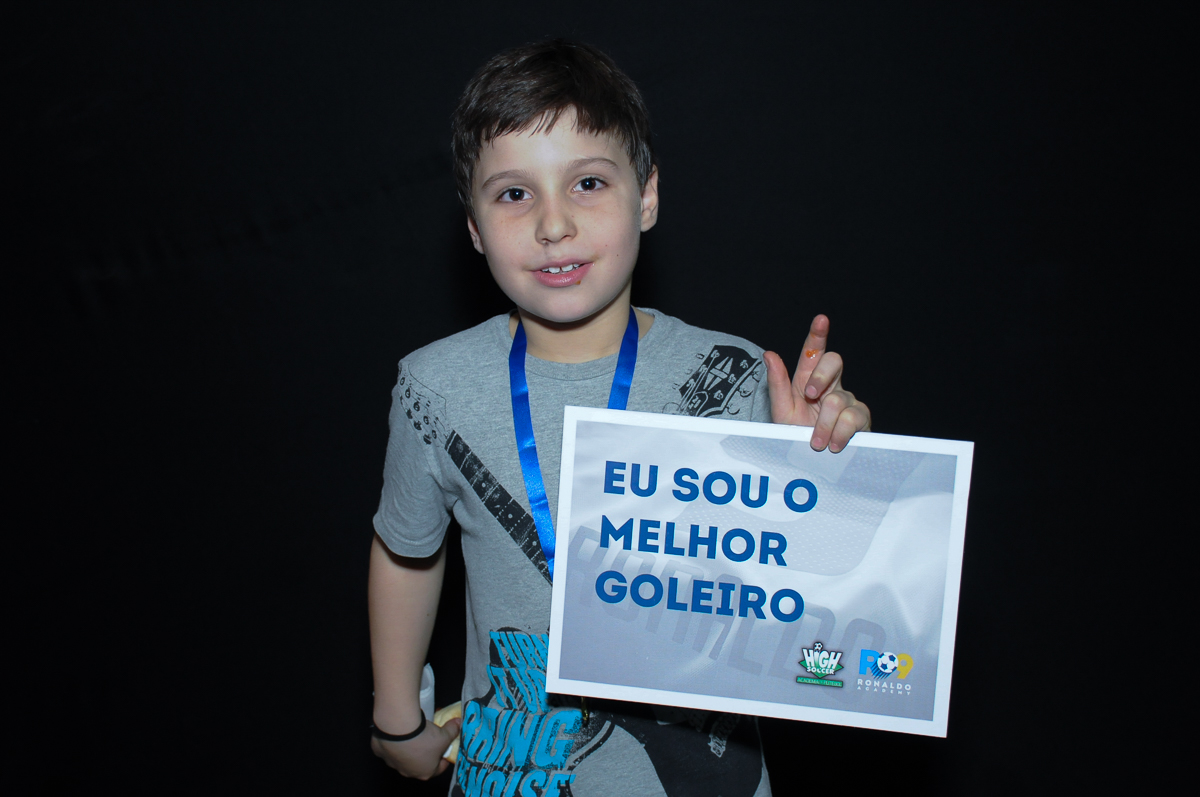 Fotografia da placa com dizeres no Buffet High Soccer