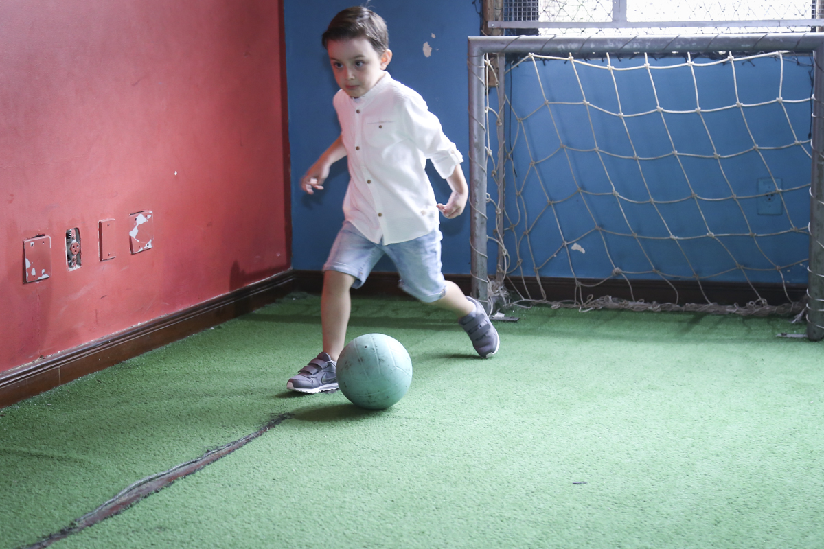 jogo de futebol divertido