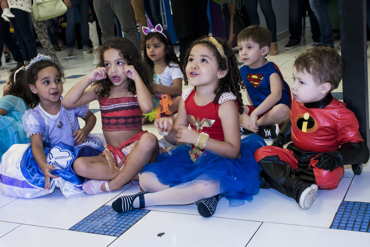 vai começar as brincadeiras com os monitores