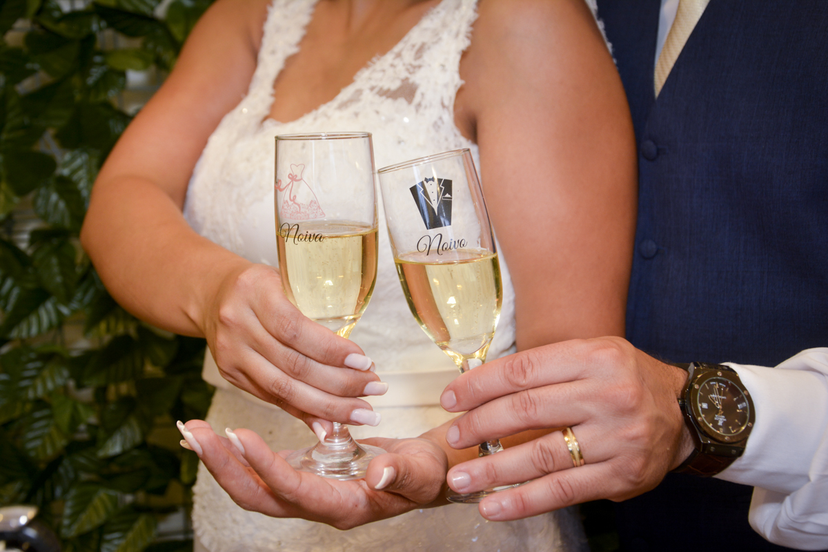 hora de comemorar o casamento