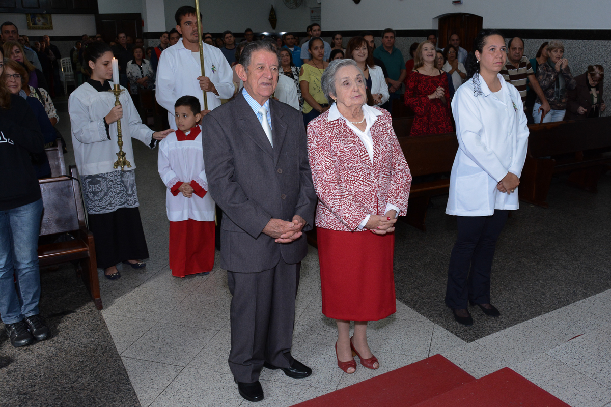 aguardando para sair na Igreja Santa Gema Galgani, Osasco-SP