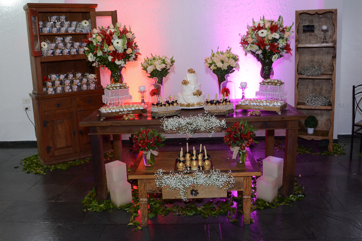 mesa de doces no Buffet Yumi, Osaco- SP