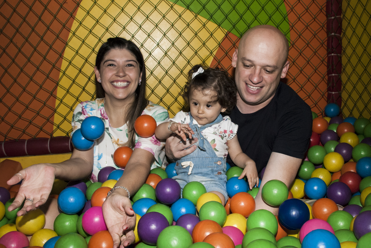 piscina de bolinhas divertida