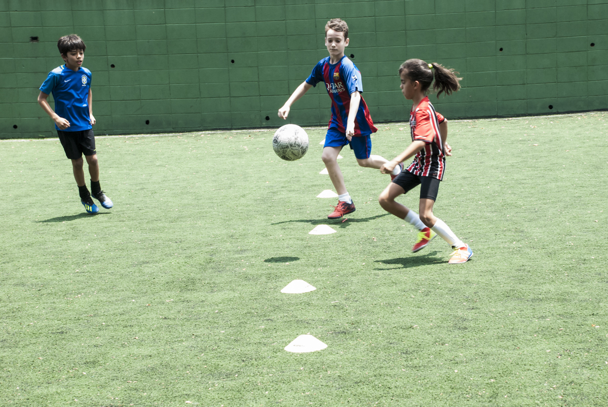 preparando para fazer gol