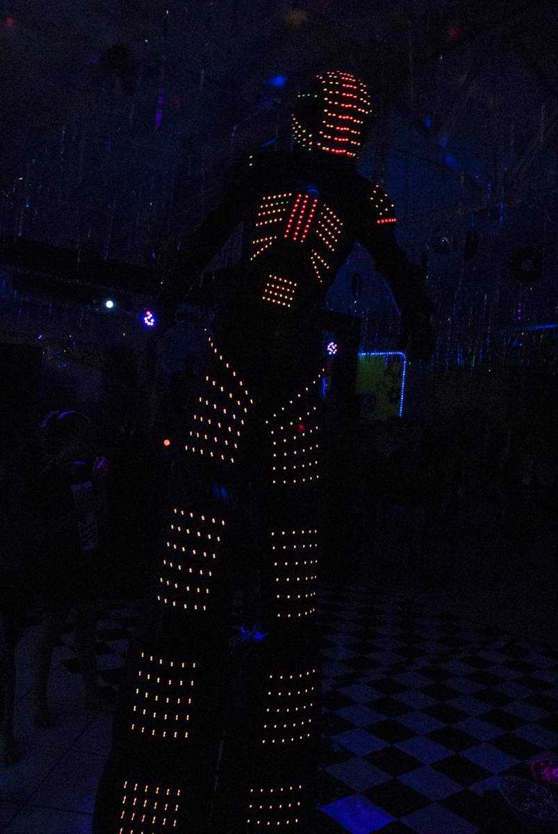 A chegada do robô anima a festa
