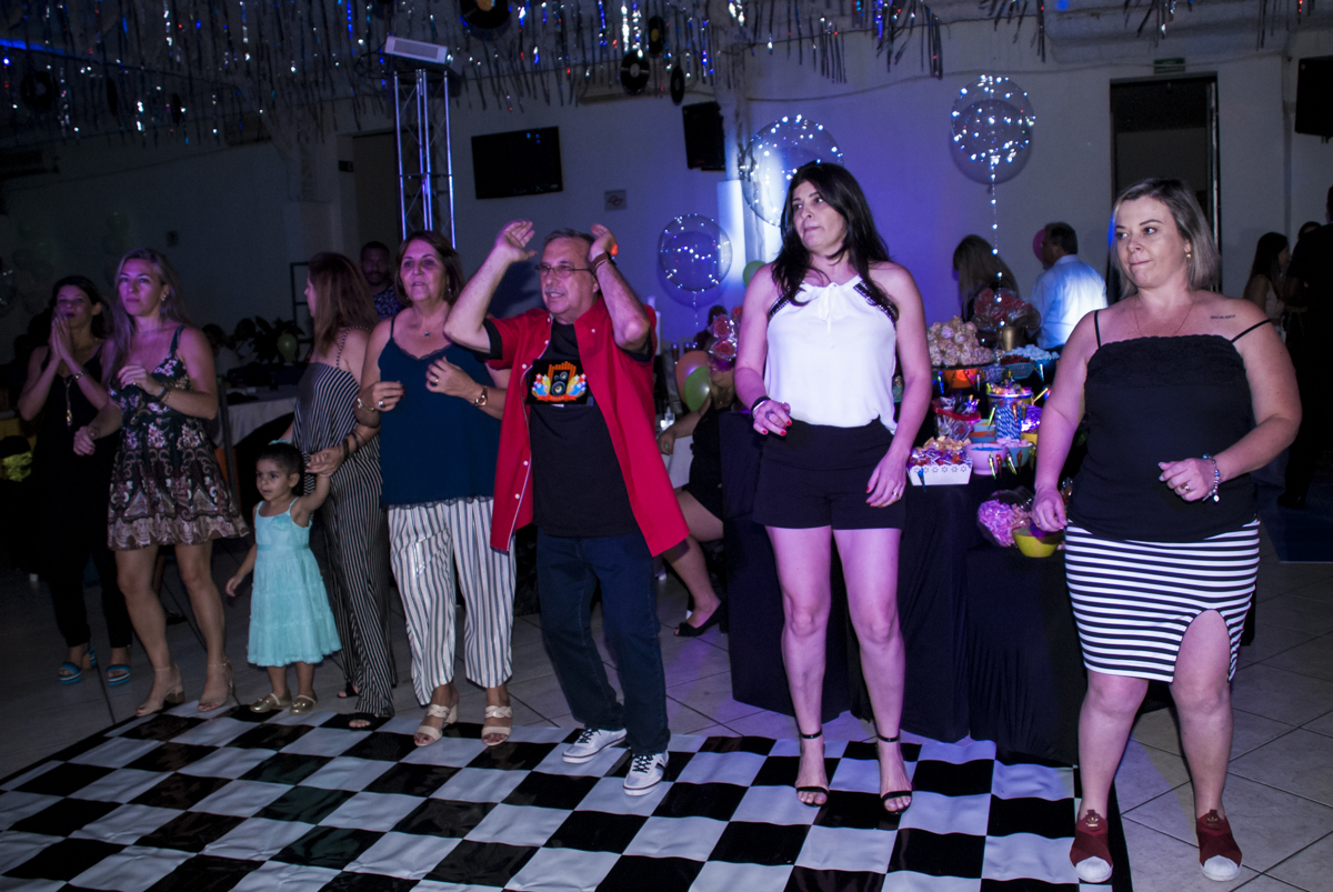 Balada animada essa da festa da Sophia