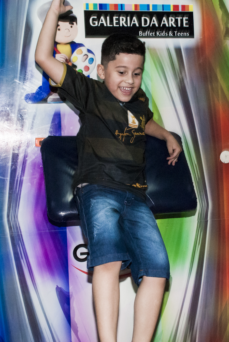 caindo do brinquedo tombo legal