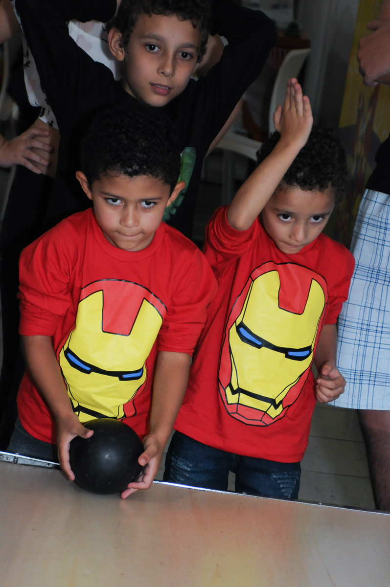 bagunça na festa do Gabriel e da Anna  Buffet Zureta-Osasco -SP