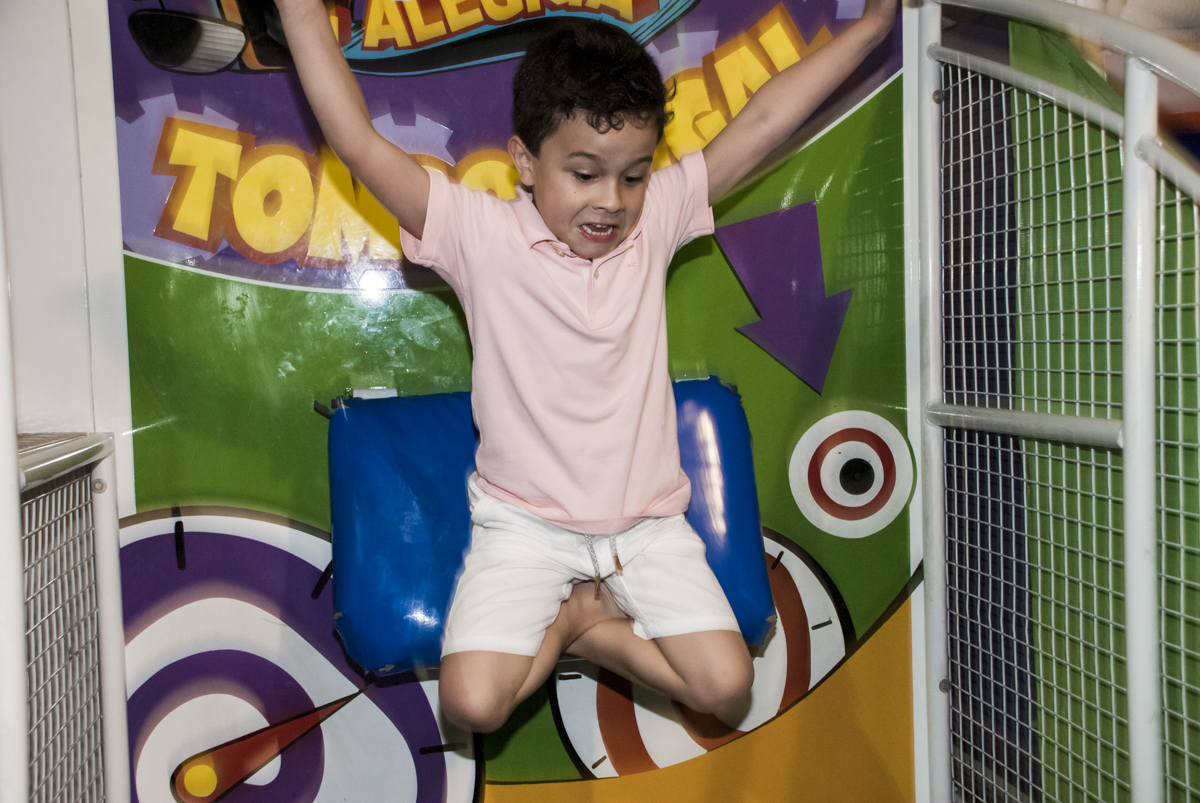 tombo divertido no tombo legal