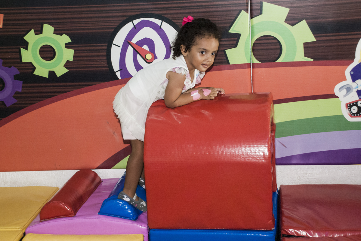 brincadeiras divertidas na área baby