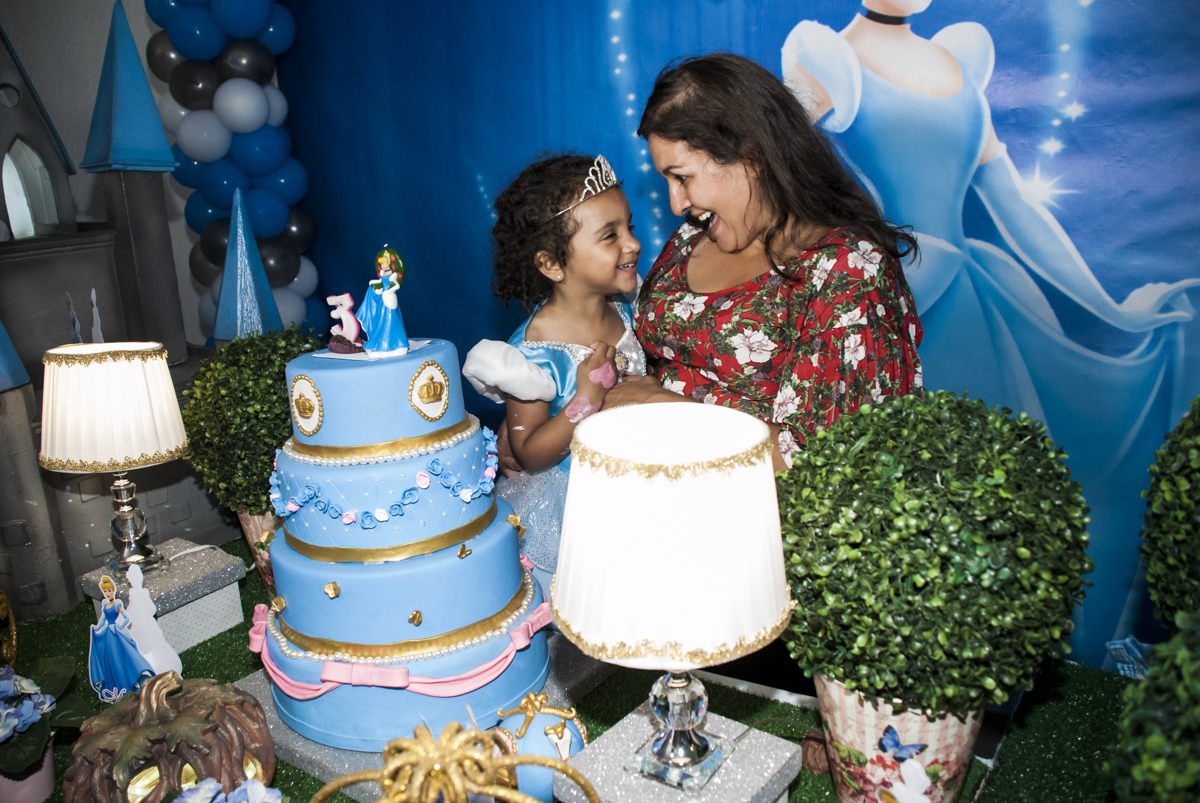 carinho da mãe pós parabéns