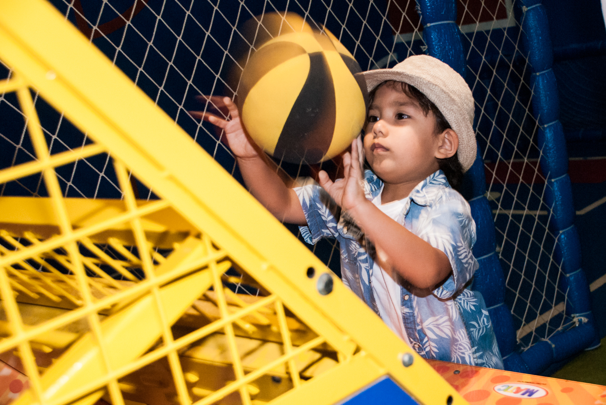 curtição no jogo de basquete bol