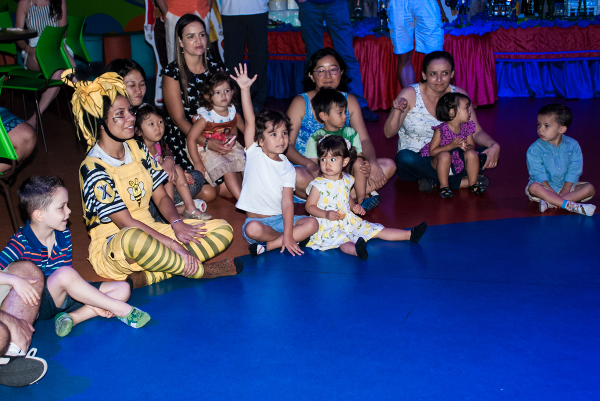 Vai começar o show dos pwers rangers