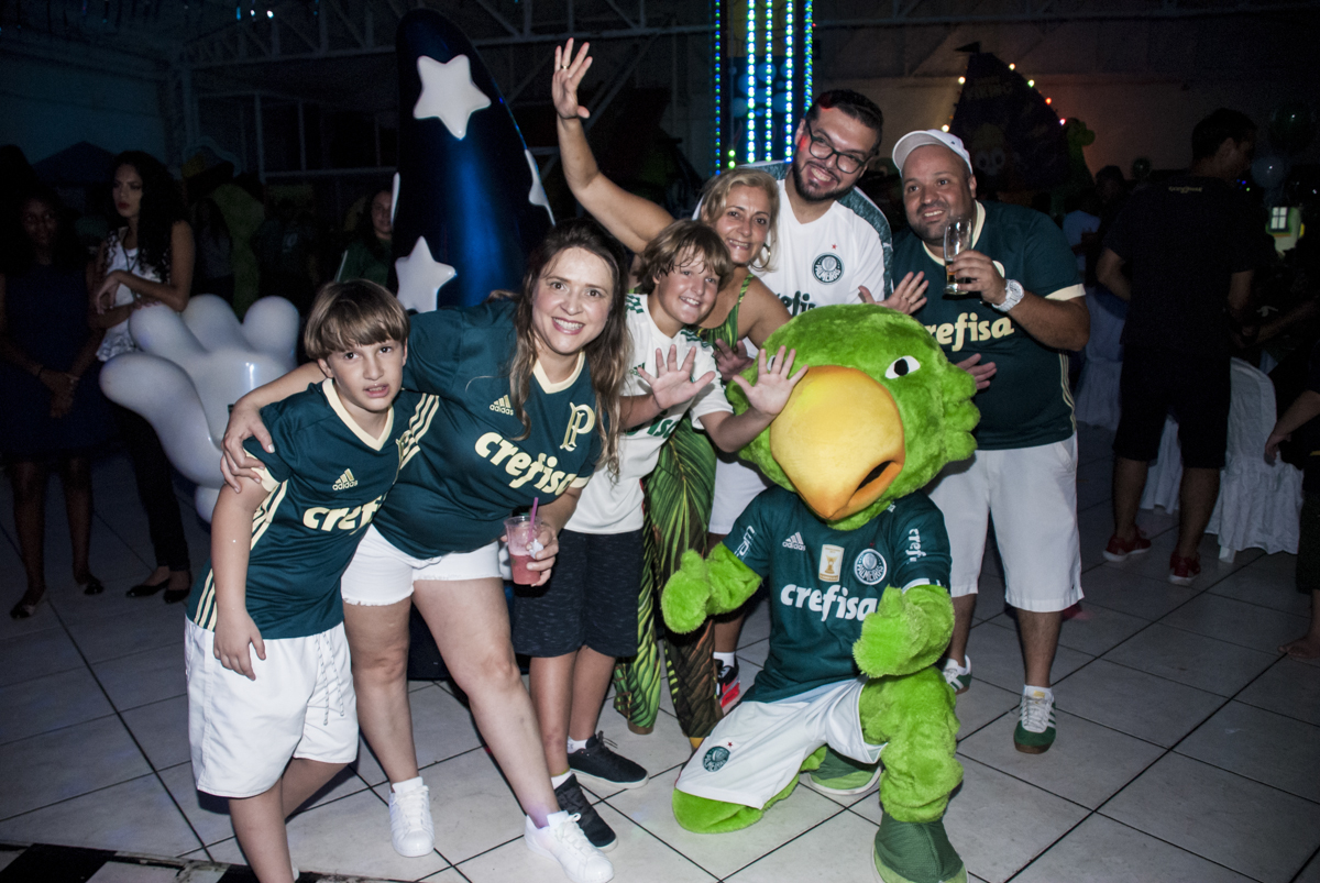 todos juntam para a foto