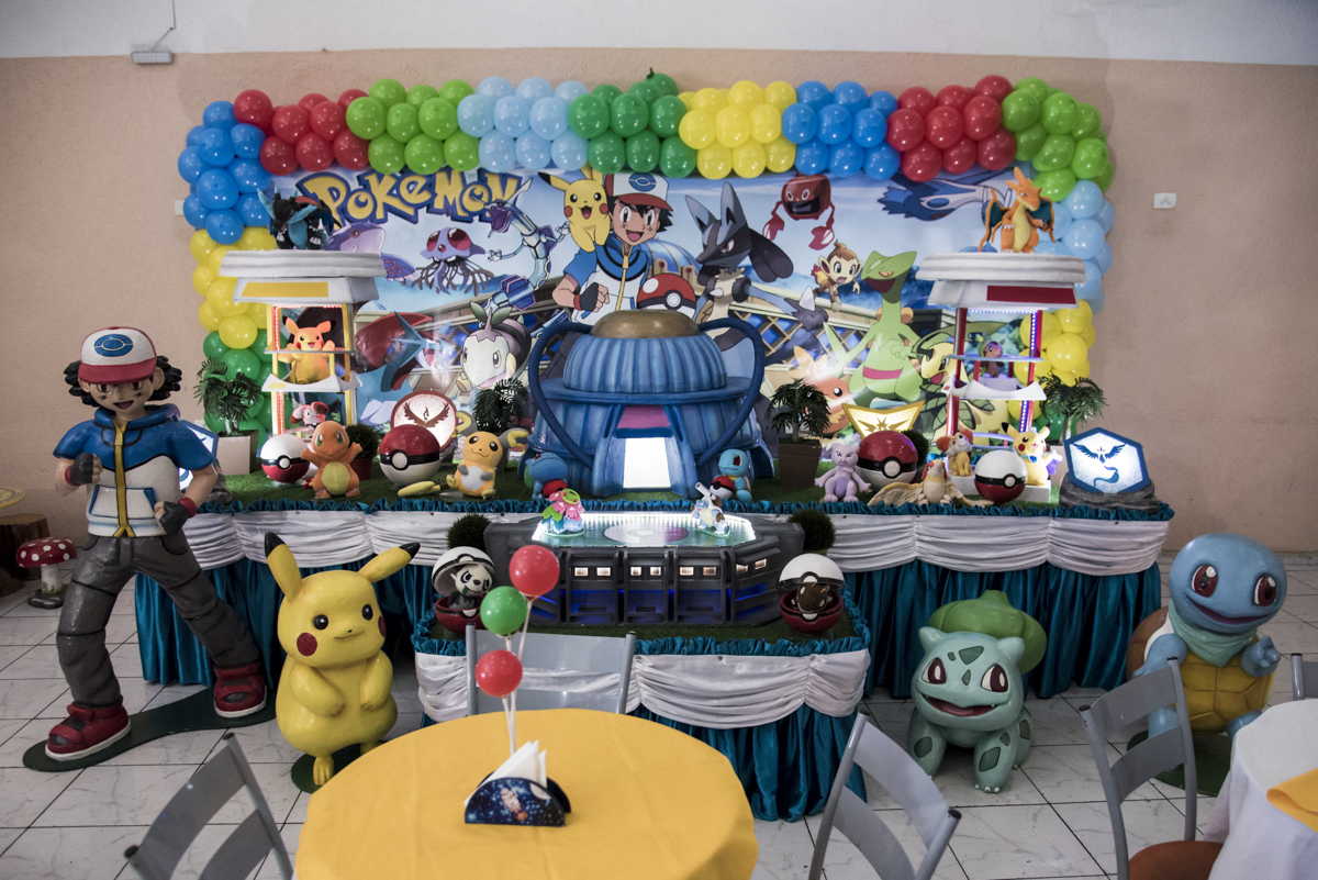 mesa temática Pokemon