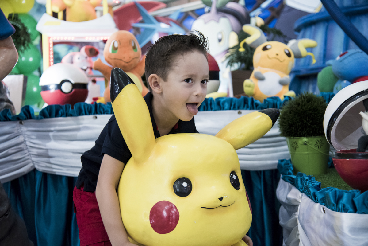 foto com o pikachu