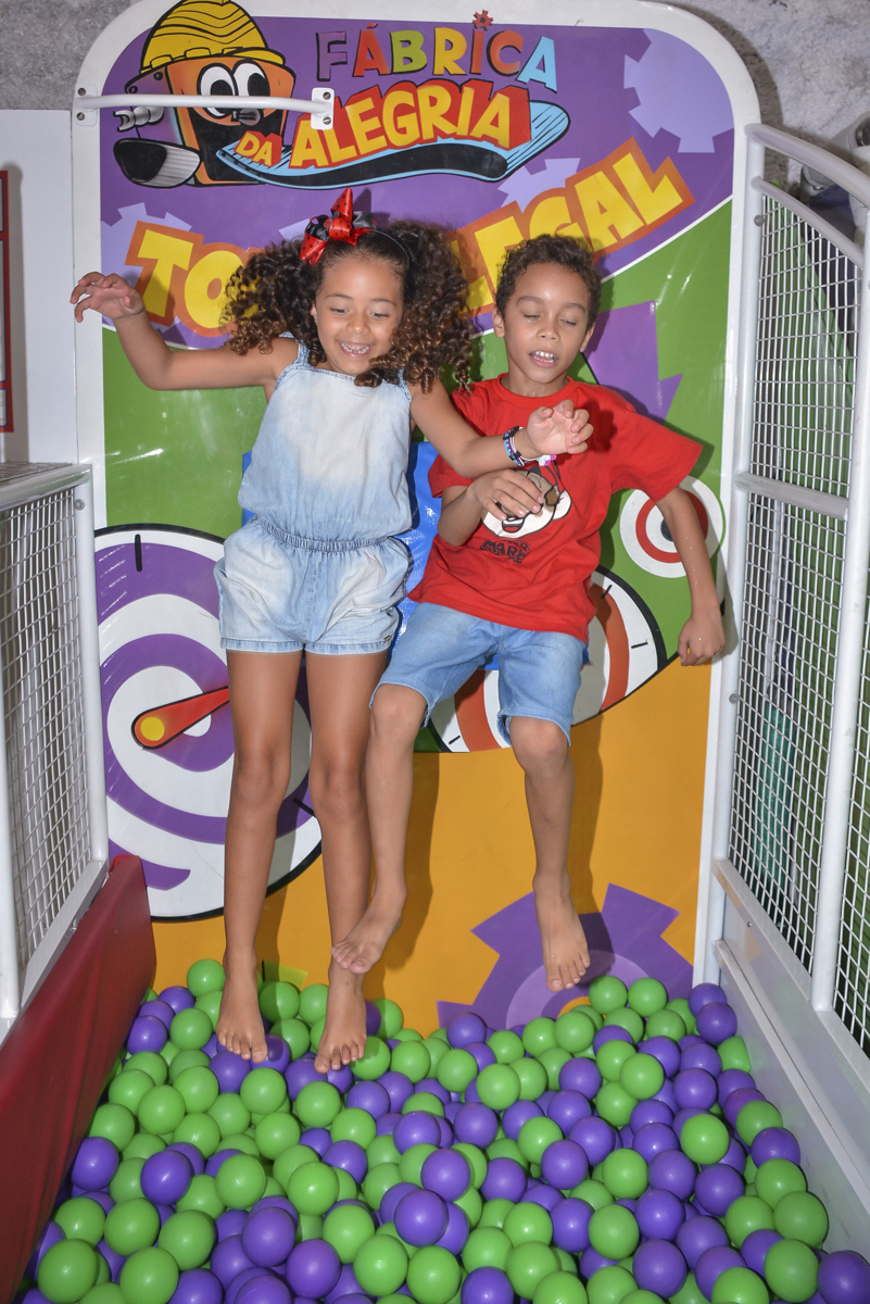 caindo em dupla no tombo legal