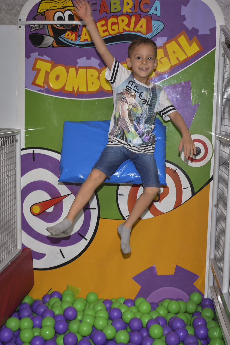 mais tombo divertido